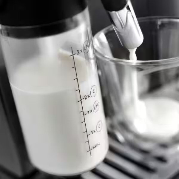 Millk carafe for milk based coffee drinks in Delonghi ECAM 450.65.S one touch automatic coffee machine
